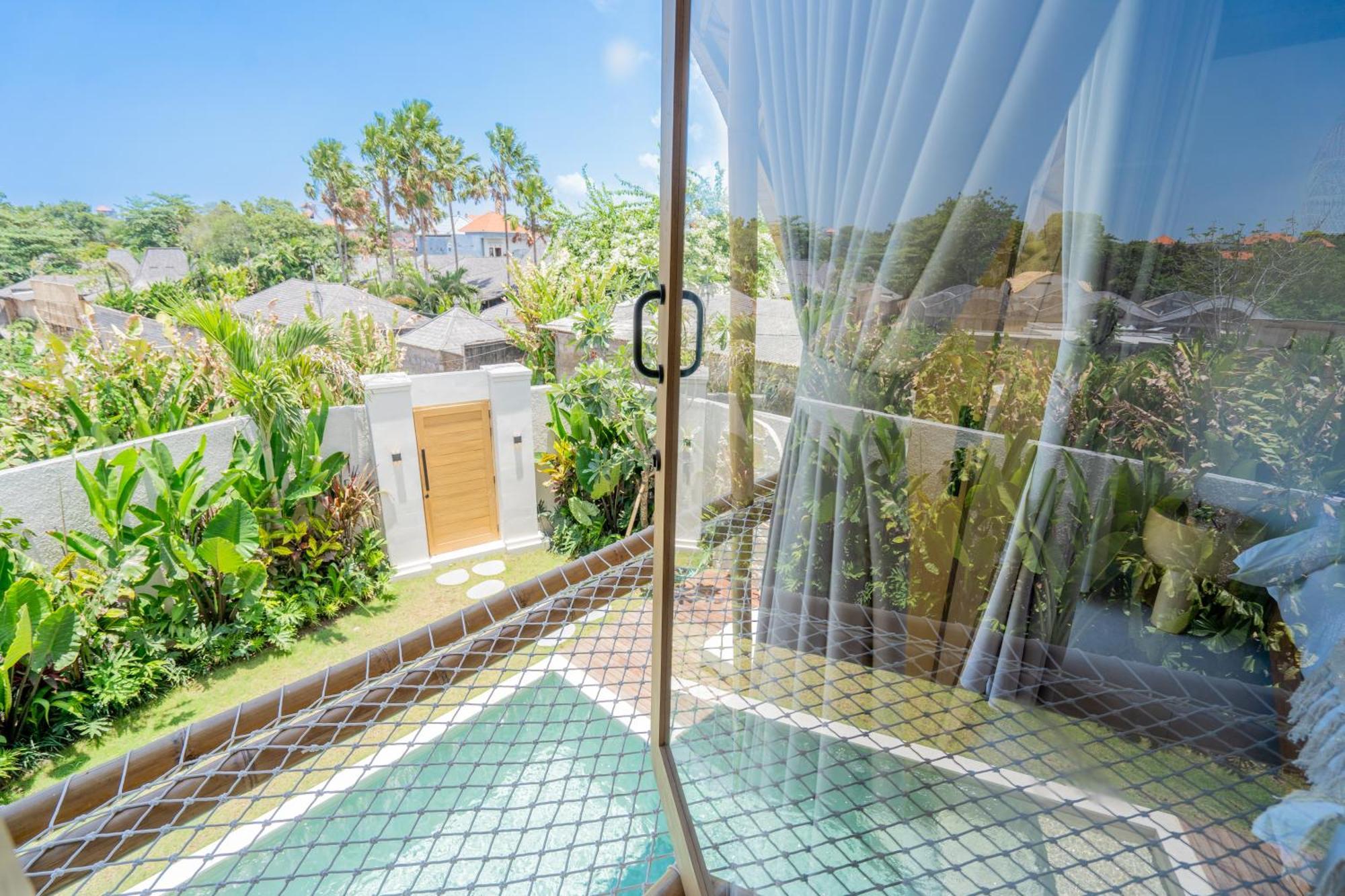 Villa Sunset Bamboo - 3Br Villa In Kerobokan エクステリア 写真