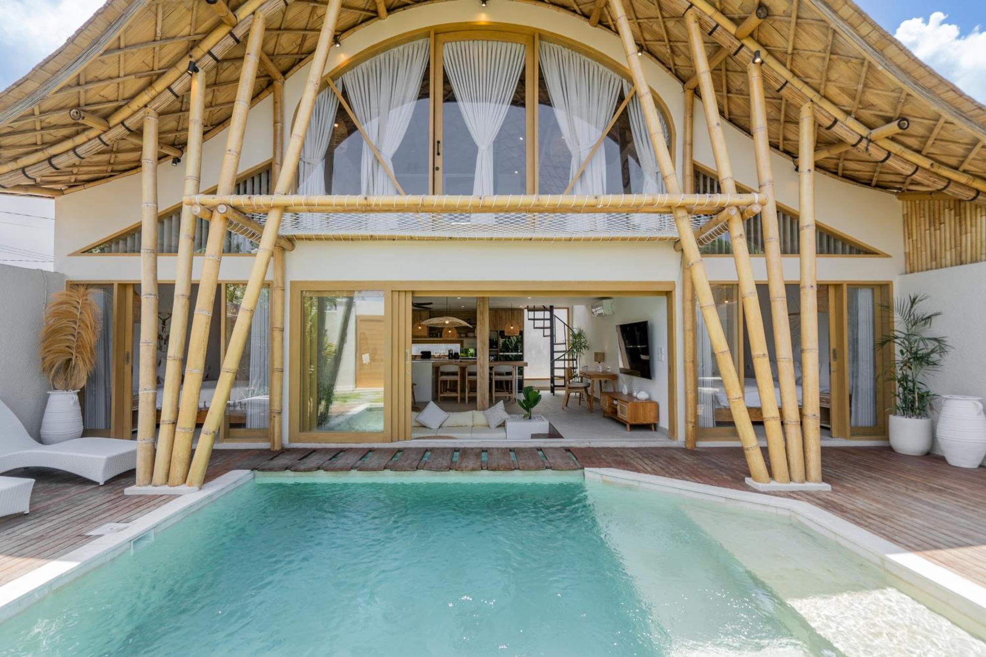 Villa Sunset Bamboo - 3Br Villa In Kerobokan エクステリア 写真