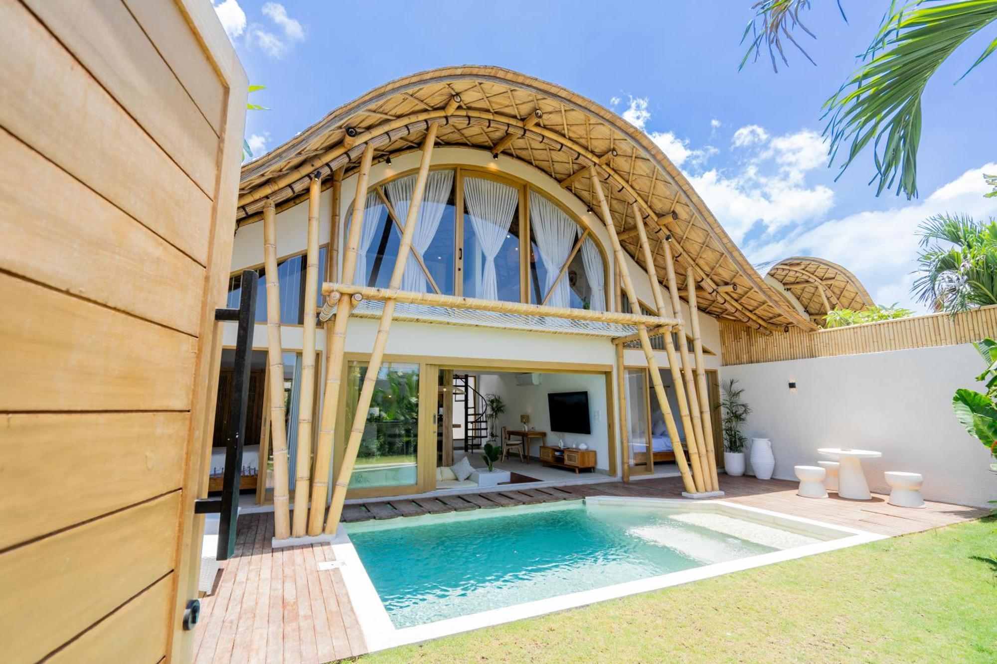 Villa Sunset Bamboo - 3Br Villa In Kerobokan エクステリア 写真